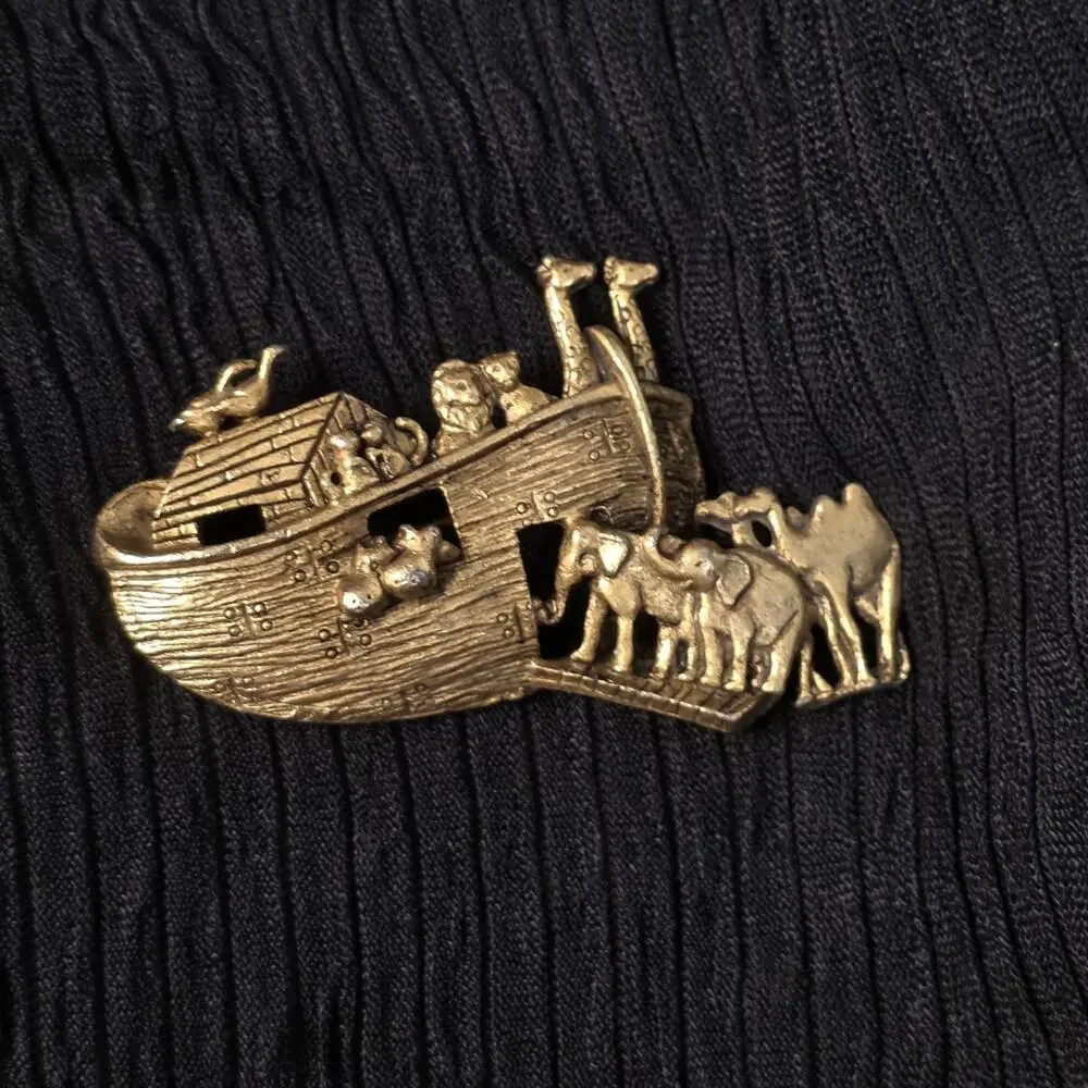 Vintage Noahs Ark Brooch Gold Tone Animal Pin Religious Folk Art